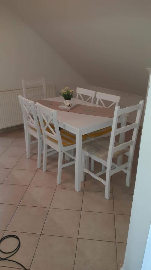 Rege Apartman Alsóörs Eksteriør bilde