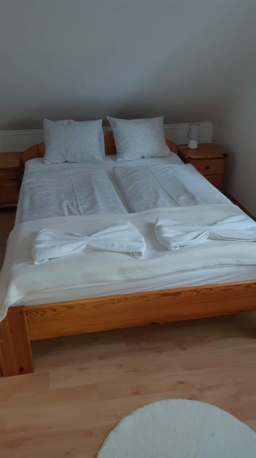 Rege Apartman Alsóörs Eksteriør bilde